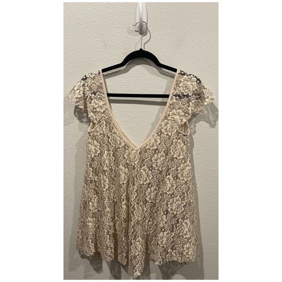 Urban Outfitters Tops - KIMCHI BLUE Lace V-Neck Short Sleeve Beige Top